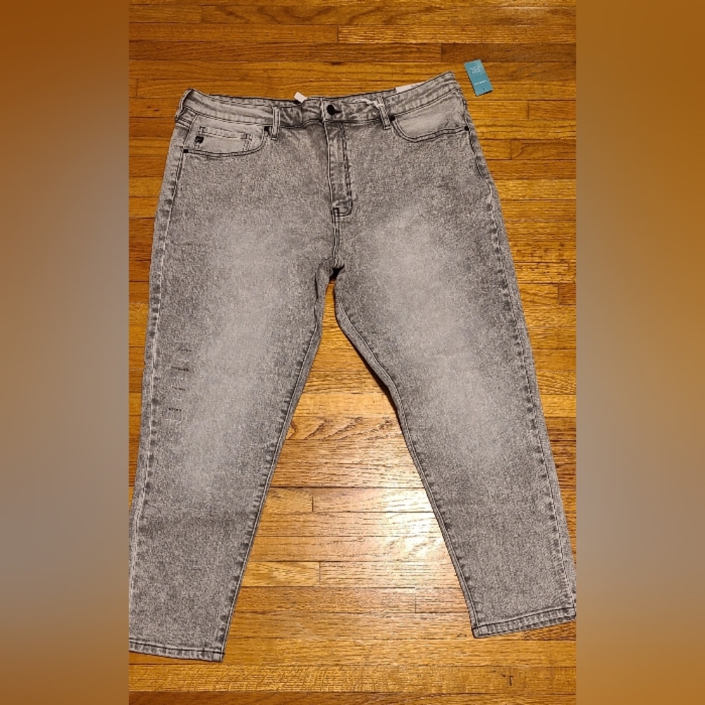 KanCan jeans, size 33x27 tags have been removed